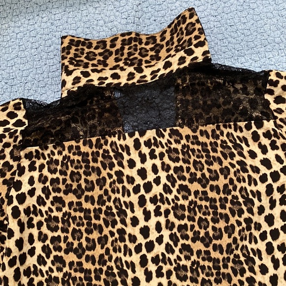 Zara Basic Animal Print Top - Picture 5 of 5